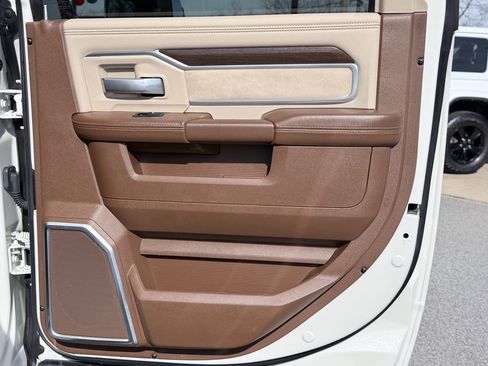 Used 2022 RAM 3500 Laramie image 34