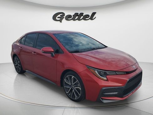 Certified 2021 Toyota Corolla SE FWD image 3