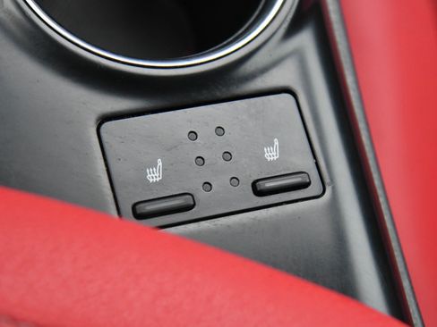 Used 2019 Toyota Camry XSE image 27