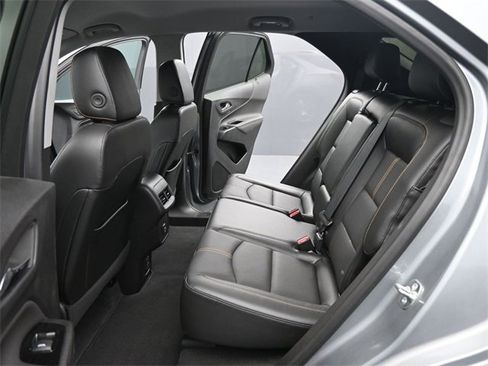 Certified 2024 Chevrolet Equinox Premier image 13