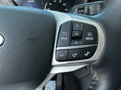 Used 2020 Ford Explorer XLT w/ Comfort Package AWD/4WD image 19