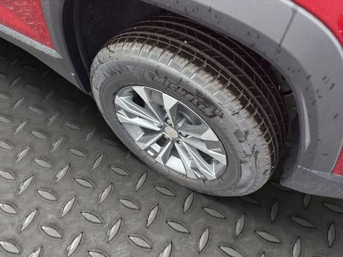 New 2026 Chevrolet Equinox LT image 24