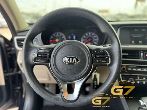 Used 2018 Kia Optima LX w/ 17" Alloy Wheels Package FWD image 21