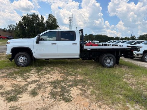 New 2026 Chevrolet Silverado 3500 W/T w/ WT Convenience Package AWD/4WD image 2