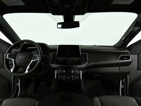 Used 2022 Chevrolet Tahoe Z71 w/ Off-Road Capability Package image 18