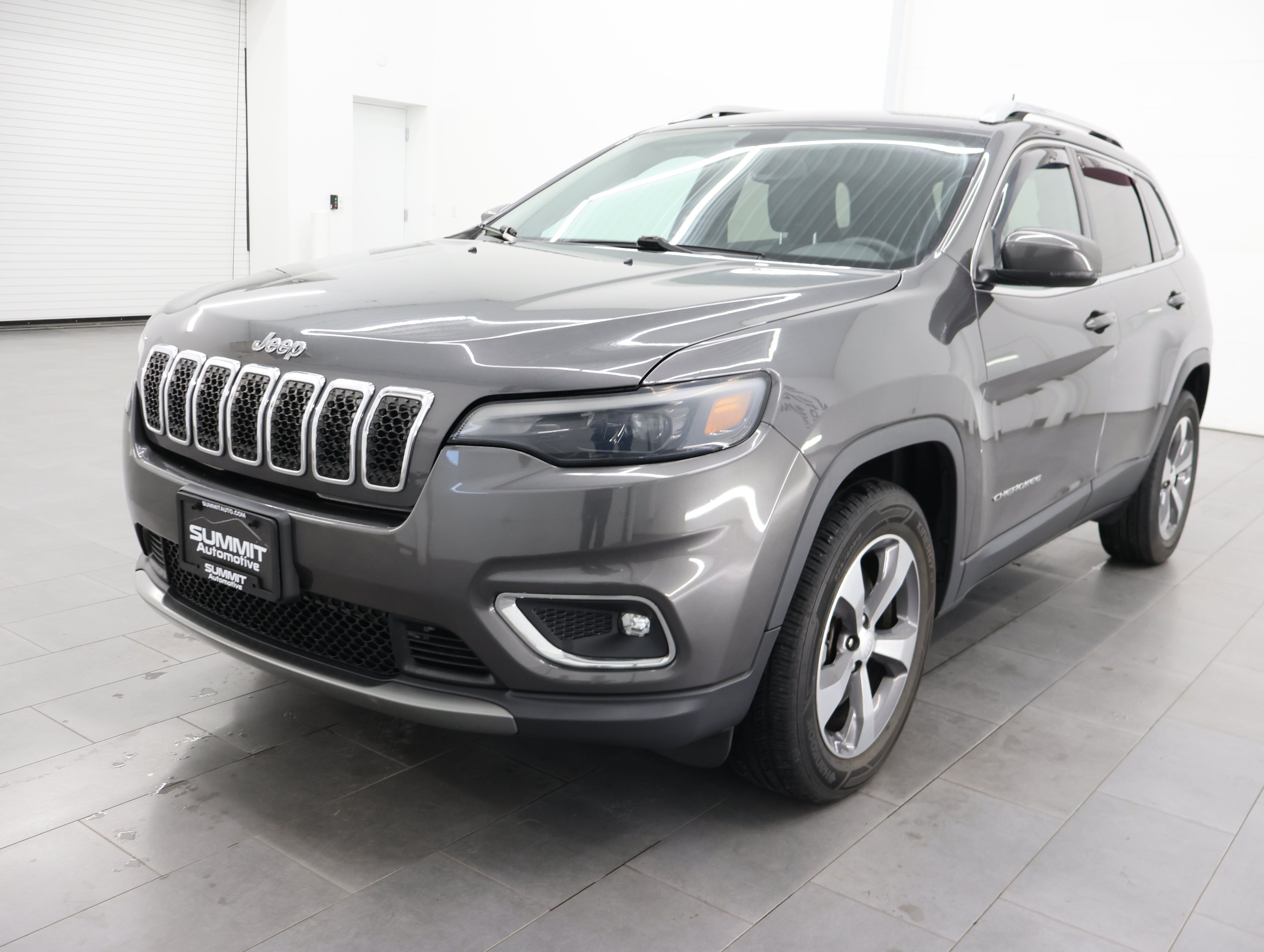 Used 2019 Jeep Cherokee Limited w/ Trailer Tow Group AWD/4WD image 7