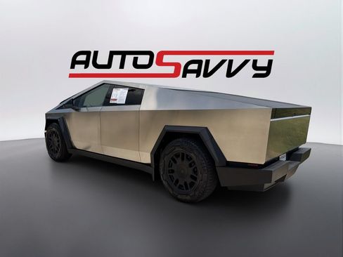 Used 2024 Tesla Cybertruck AWD Crew Cab image 7