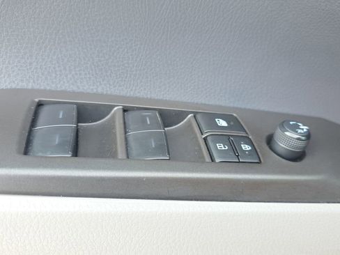 Used 2023 Toyota Camry LE FWD image 18
