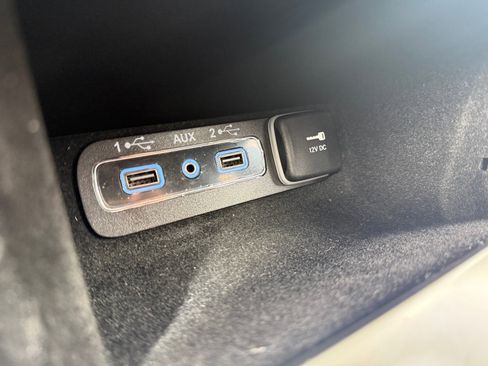 Used 2020 Jeep Grand Cherokee Limited w/ Premium Lighting Group image 18