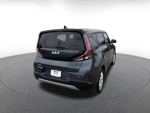 Used 2025 Kia Soul LX w/ LX Technology Package FWD image 15