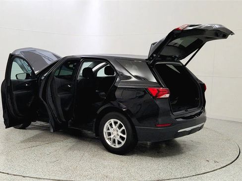Used 2024 Chevrolet Equinox LT image 11