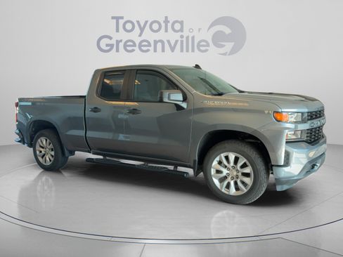 Used 2020 Chevrolet Silverado 1500 Custom w/ Custom Value Package AWD/4WD image 7