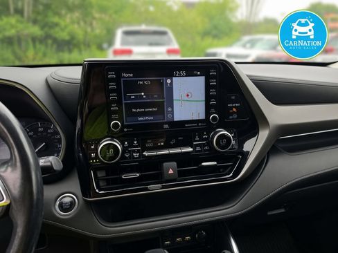 Used 2020 Toyota Highlander Limited AWD/4WD image 9