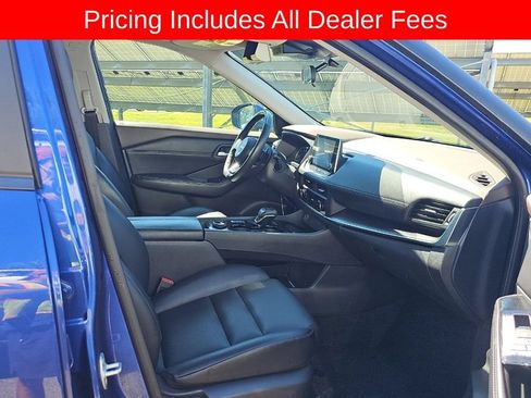 Certified 2023 Nissan Rogue SV w/ SV Premium B Package AWD/4WD image 7