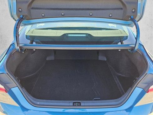 Used 2025 Toyota Camry LE image 6