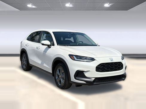 New 2026 Honda HR-V LX image 6