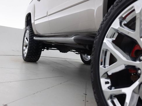 Used 2007 Chevrolet Avalanche LT w/ LT Preferred Equipment Group image 25