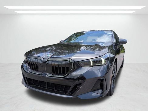 New 2027 BMW 530i RWD image 8