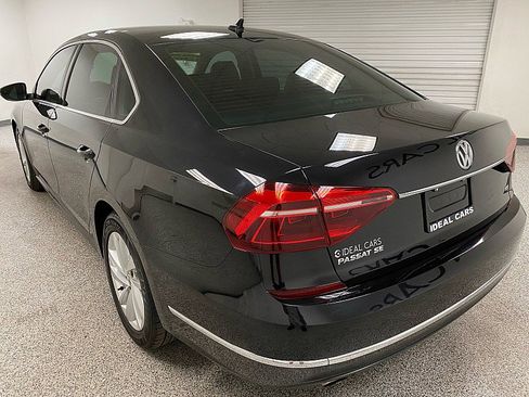 Used 2018 Volkswagen Passat 2.0T SE image 7