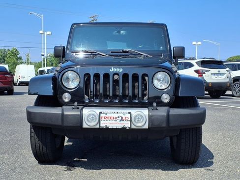 Used 2014 Jeep Wrangler Unlimited Sahara w/ Dual Top Group image 2