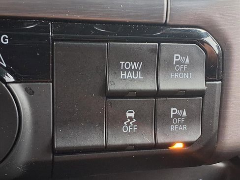 Used 2022 RAM 1500 Limited w/ Trailer Tow Group image 7