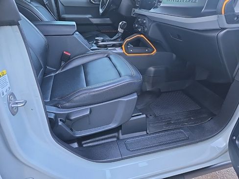 Used 2023 Ford Bronco Badlands w/ Sasquatch Package image 77