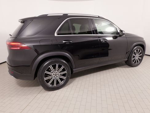 Used 2024 Mercedes-Benz GLE 450e 4MATIC image 11