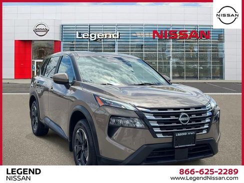Certified 2024 Nissan Rogue SV AWD/4WD image 1