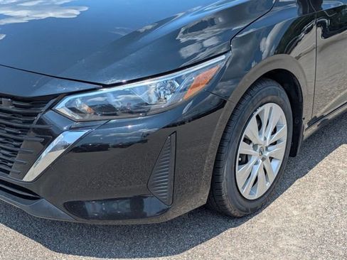Used 2024 Nissan Sentra S FWD image 9