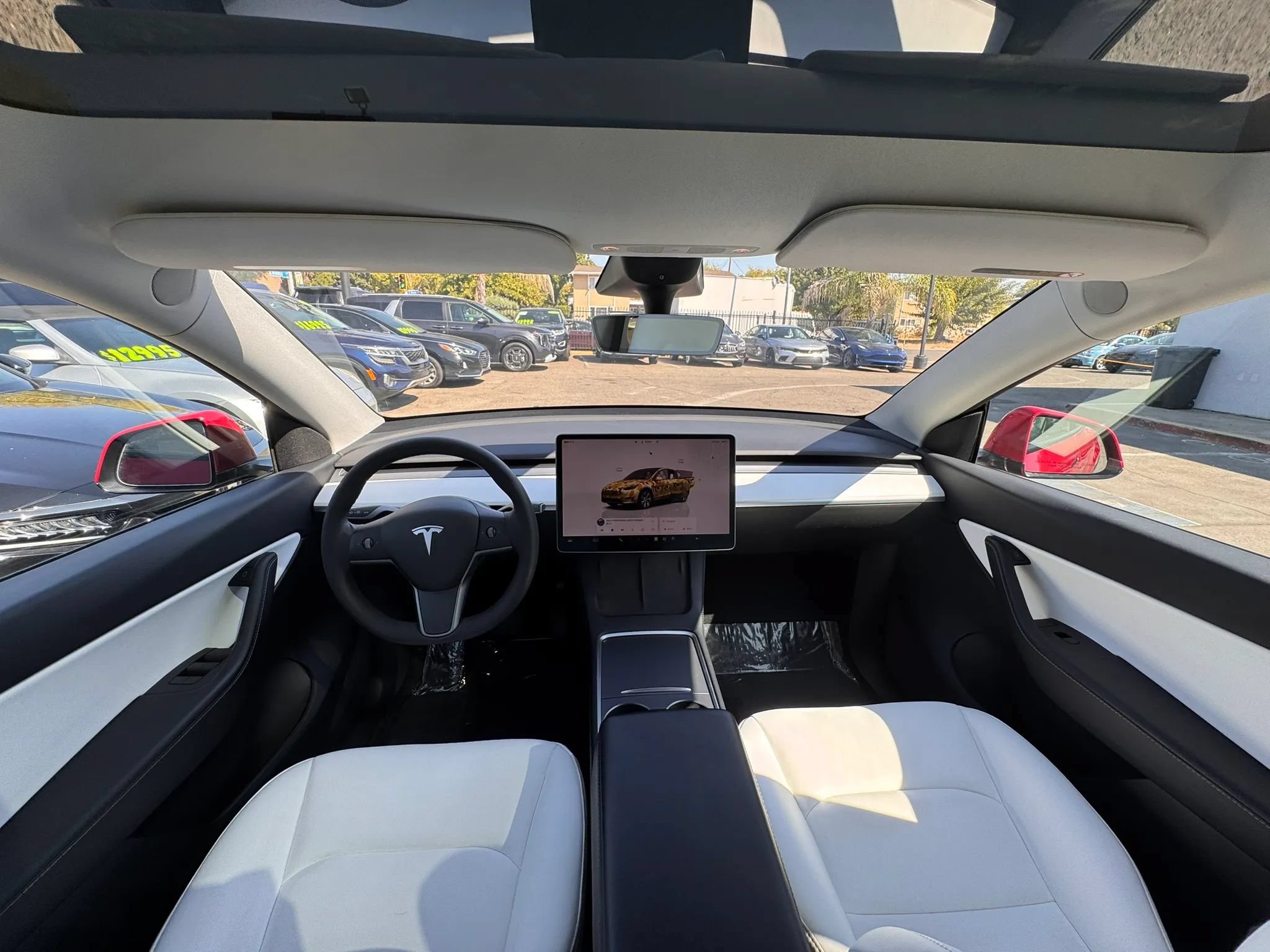 Used 2022 Tesla Model Y Long Range AWD/4WD image 17
