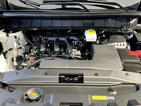 New 2026 Nissan Pathfinder SL AWD/4WD image 16