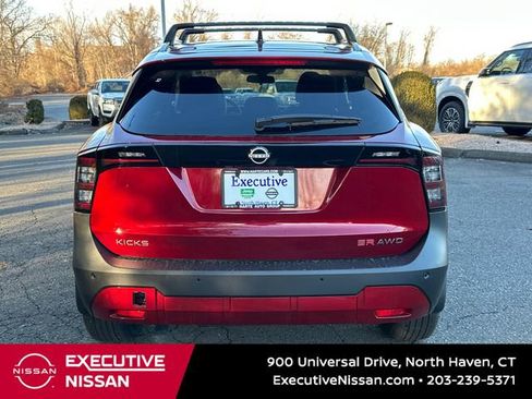 New 2026 Nissan Kicks SR w/ Cold Weather Package image 3
