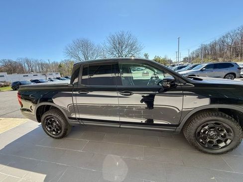 Used 2025 Honda Ridgeline Sport+ image 5