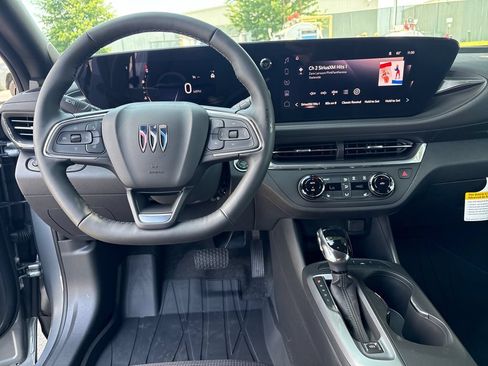 New 2026 Buick Envista Preferred FWD image 26