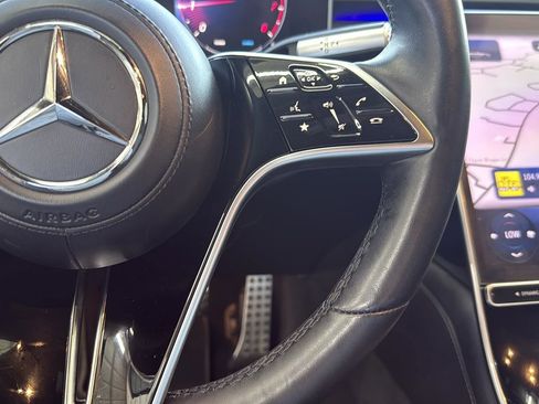 Used 2023 Mercedes-Benz S 500 4MATIC w/ AMG Line image 16