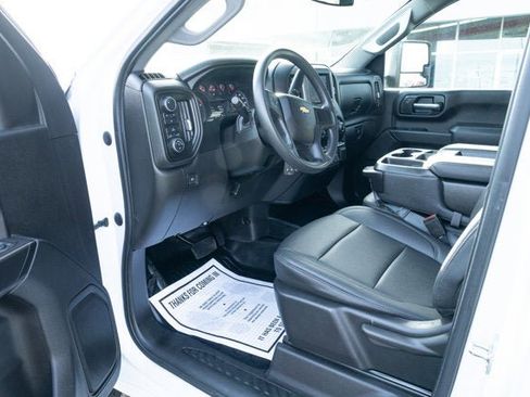 Used 2022 Chevrolet Silverado 2500 W/T w/ Gooseneck/5TH Wheel Package image 15