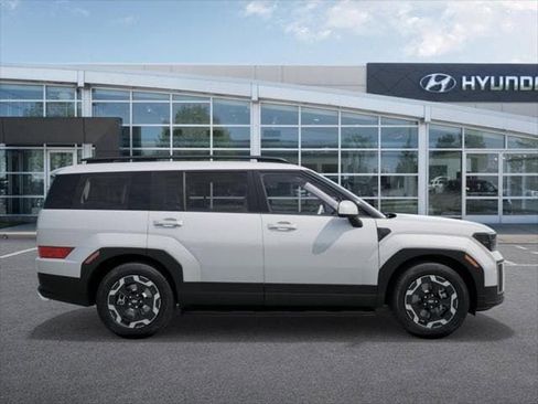 New 2025 Hyundai Santa Fe SEL image 7