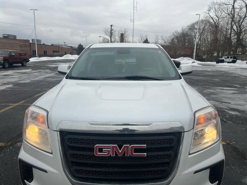 Used 2017 GMC Terrain SLE image 3