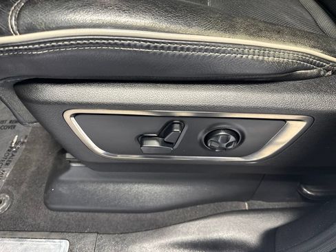 Used 2019 RAM 1500 Limited w/ Advanced Safety Group AWD/4WD image 19