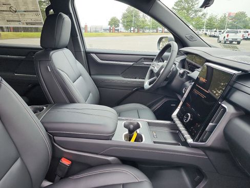 New 2026 GMC Acadia Elevation w/ Elevation Premium Package FWD image 6