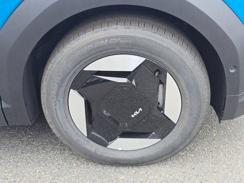 New 2026 Kia EV9 Wind AWD/4WD image 9