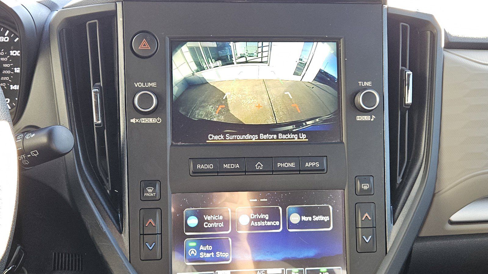 Used 2025 Subaru Forester AWD/4WD image 12