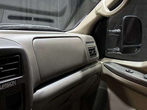 Used 2001 Ford Excursion Limited image 53