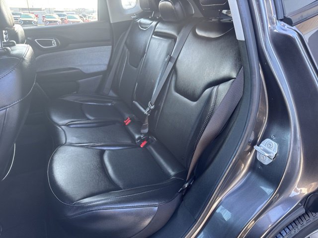 Used 2022 Jeep Compass Latitude AWD/4WD image 25
