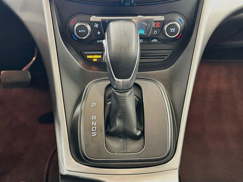 Used 2016 Ford Escape SE w/ Equipment Group 201A FWD image 22