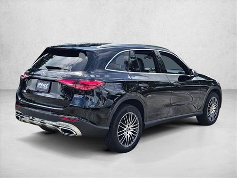Used 2026 Mercedes-Benz GLC 300 image 5