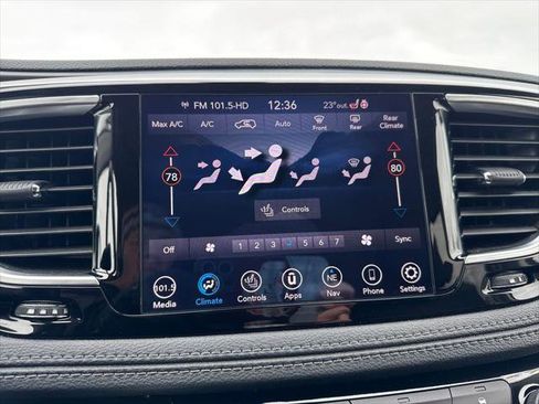 Certified 2020 Chrysler Pacifica Limited image 23