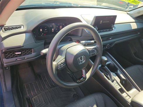 Used 2024 Honda Accord EX image 17