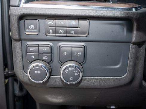 Used 2025 Chevrolet Tahoe LT image 31