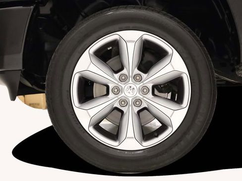 Used 2022 RAM 1500 Limited w/ Body Color Bumper Group image 9